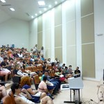 Estudantes de todo país apresentam trabalhos no Enecom