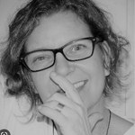 O ICHCA lamenta o falecimento da professora e historiadora Ana Paula Palamartchuk.